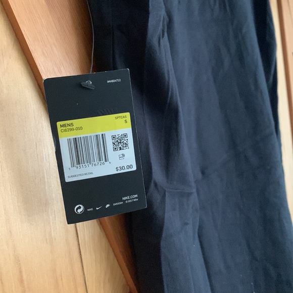 Nike T-Shirt - Picture 4 of 4